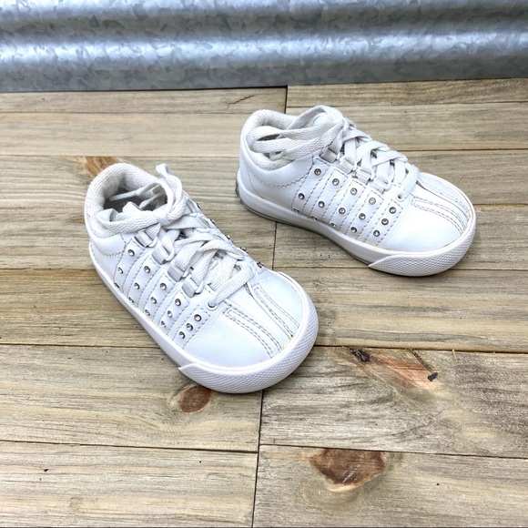 K-Swiss Toddlers Athletic All White Shoes Size 3.5 - Picture 2 of 8